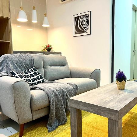 Апартаменты Kl Gateway Residency Куала-Лумпур Экстерьер фото