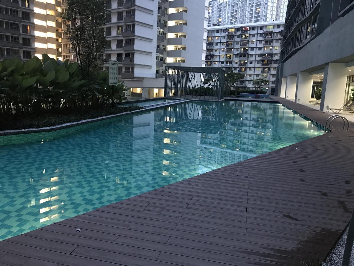 Апартаменты Kl Gateway Residency Куала-Лумпур Экстерьер фото