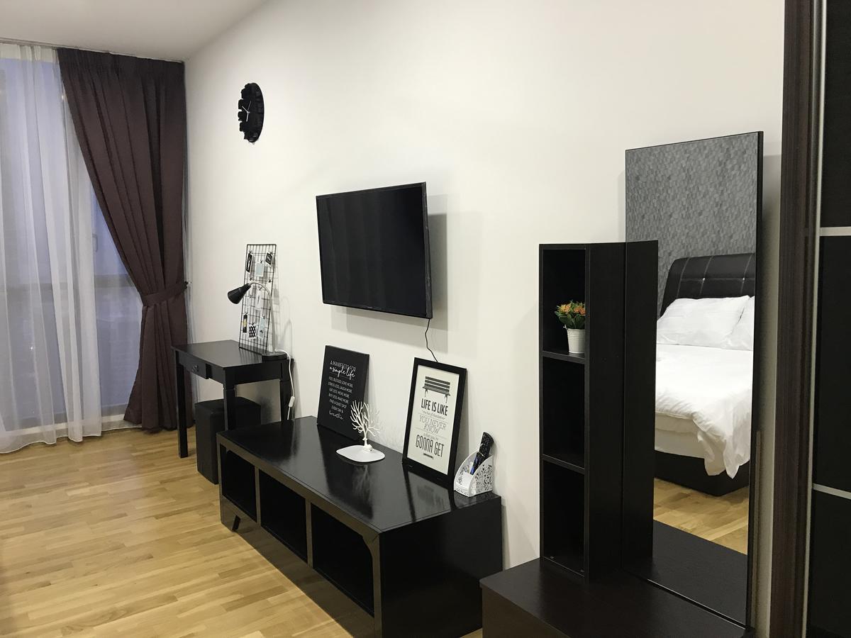Апартаменты Kl Gateway Residency Куала-Лумпур Экстерьер фото